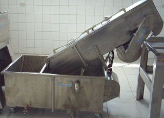 Lavador Automático contínuo com descarga por esteira -AGmac® - LA - 500