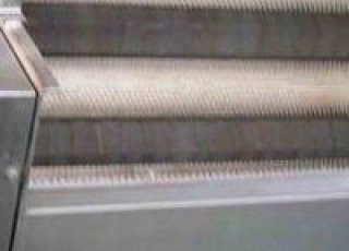 LAVADOR E DESCASCADOR ABRASIVO DE RAÍZES, FRUTAS E OUTROS - AGMAC - LDR - 100