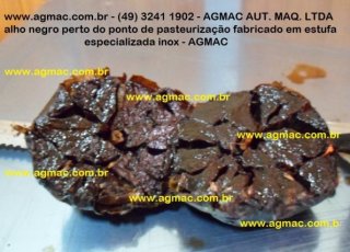 - ESTUFA / SECADOR -AGMAC-ES30-MD -em aço inox adequado p/ produzir alho negro  e outros produtos desidratados