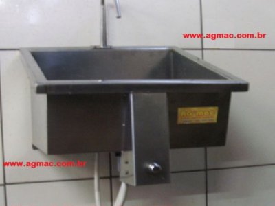 LAVA MÃOS COM VÁLVULA AUTOMÁTICA - AGMAC - LMA- 45